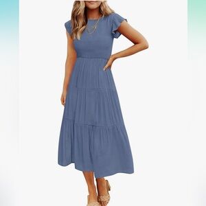 Zesica Casual Flutter Sleeve Midi Dress | Size: Small